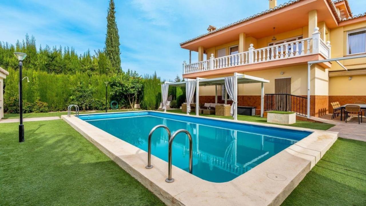 Villa De La Acacia Gojar 외부 사진