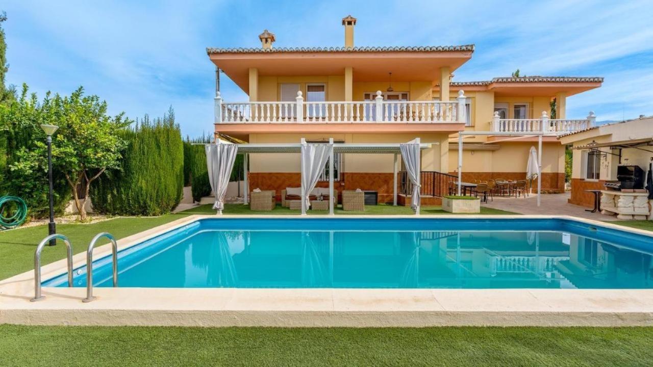 Villa De La Acacia Gojar 외부 사진