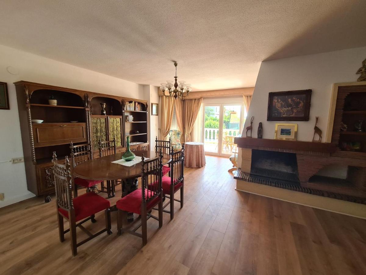 Villa De La Acacia Gojar 외부 사진