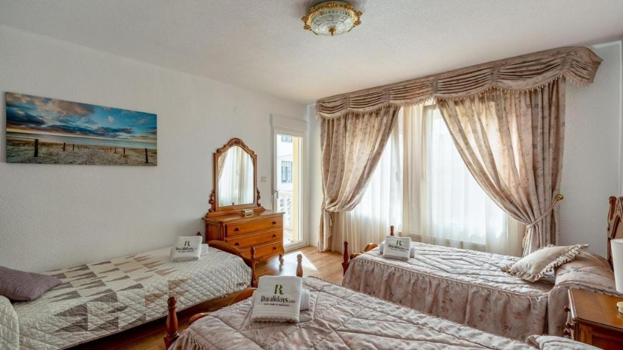 Villa De La Acacia Gojar 외부 사진