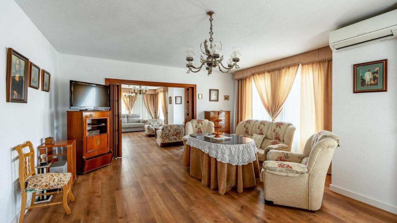 Villa De La Acacia Gojar 외부 사진