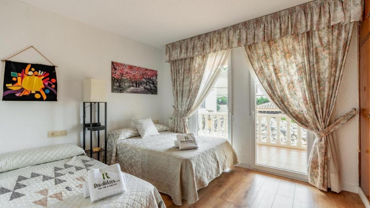 Villa De La Acacia Gojar 외부 사진